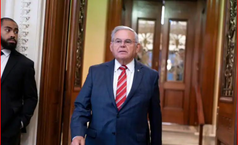 AKUZOHET PËR KORRUPSION/ Senatori Menendez: Nuk e kam shkelur kurrë besimin e popullit tim