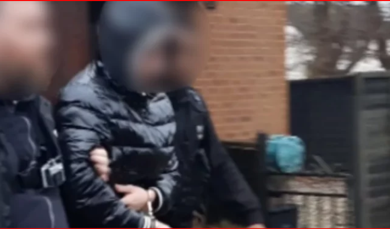 TRAFIKU I SHQIPTARËVE ME GOMONE/ FBI-ja angleze prangos ‘sekserin’ shqiptar