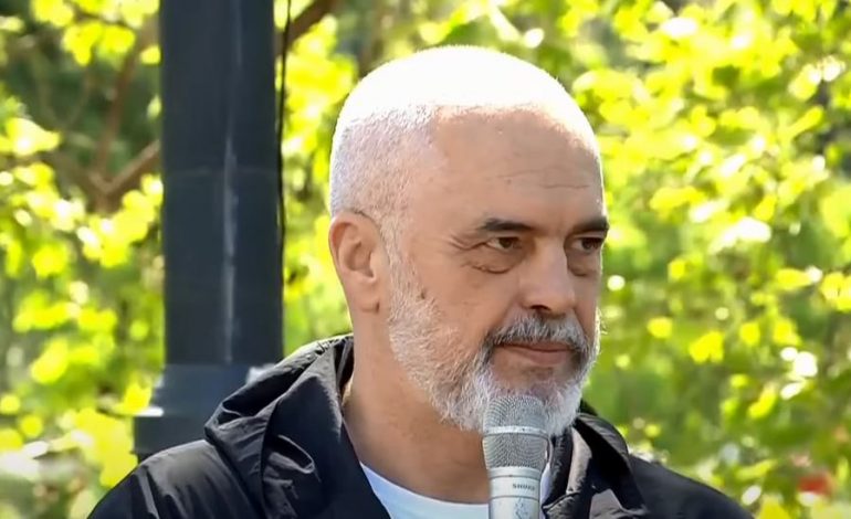 RAMA NIS DITËN ME POGRADECIN/ Ndan fotot nga punimet e kalasë: Shumë shpejt destinacion i së ardhmes