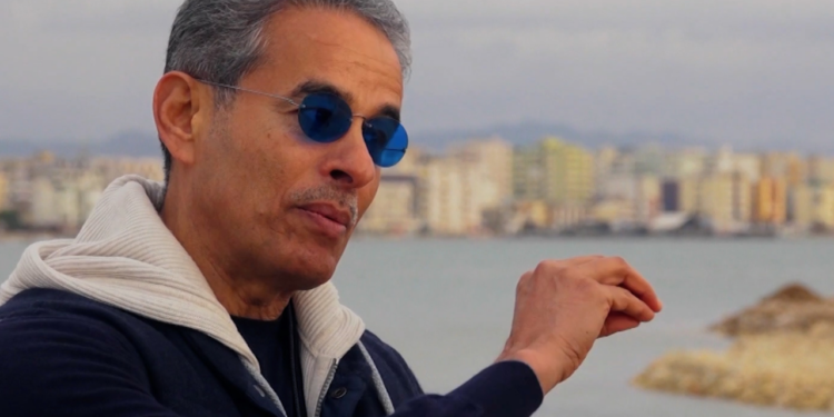 NGA PLAZHI ARTIFICIAL TEK HOTELET LUKSOZE/ Alabbar flet për Portin e Durrësit: Do shihni më shumë njerëz në pishinë sesa në det…