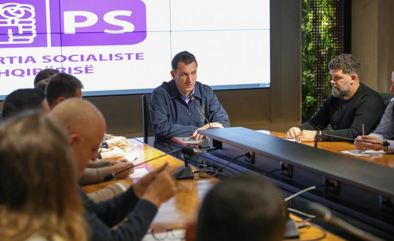 ZGJEDHJET 2025/ Veliaj mbledh kryetarët e PS së Tiranës: Familja jonë politike duhet të shtohet