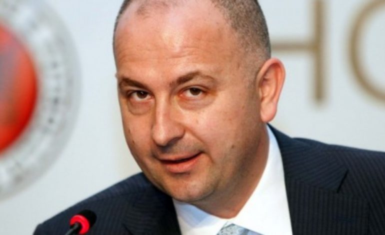 AKUZOHET NGA SPAK PËR PASTRIM PARASH/ Shtyhet sërish seanca për Rezart Taçin
