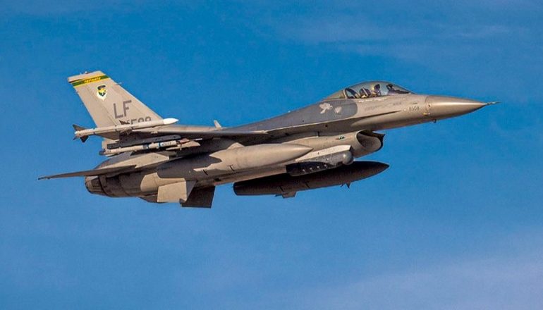 LUFTA/ Holanda do t’i sigurojë Ukrainës 6 avionë F-16 të tjerë