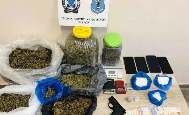 DROGË, ARMË DHE PARA CASH/ Arrestohet shqiptari në Greqi, bashkëpunëtori i tij…