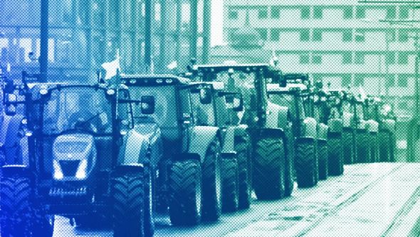 NJOFTIMI I RËNDËSISHËM/ Policia kufitare greke, palës shqiptare: Sot protesta e fermerëve, BLLOKOHET rruga…