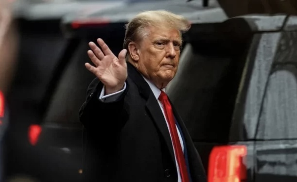 “AMERIKA PO BËHET NJË VEND KOMUNIST”/ Trump thotë se po përndiqet nga politika njësoj si Navalny