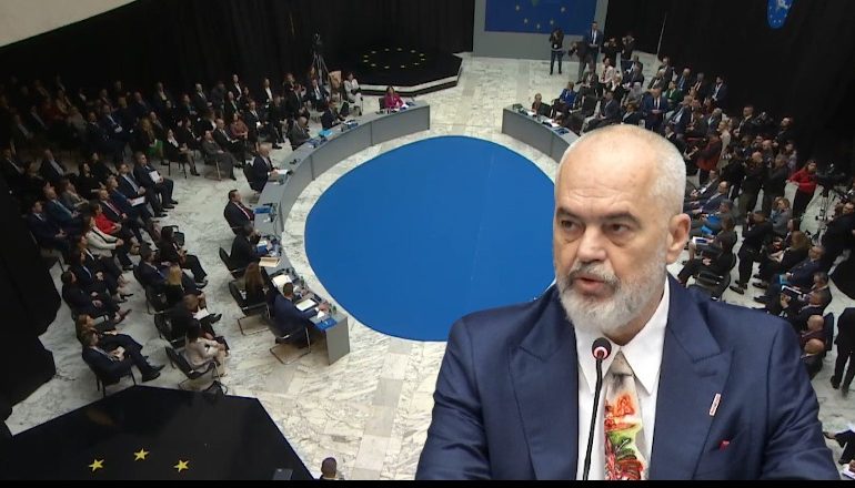 SAMITI PËR PLANIN E RRITJES EKONOMIKE/ Rama-liderëve të rajonit: Ose do bashkëpunojmë, ose do dështojmë në rrugëtimin për në BE