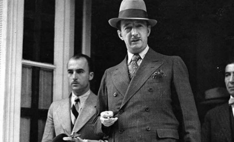 DOSSIER/ Në kongresin e Lushnjes të gjithë me revolver, Ahmet Zogu me 100 matjanë! Forma e re e qeverisjes u përligj me…