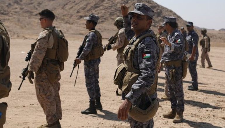 VRASJA E TRE USHTARËVE AMERIKANË NË JORDANI/ SHBA nis hakmarrjen me sulme ajrore në Siri e Irak