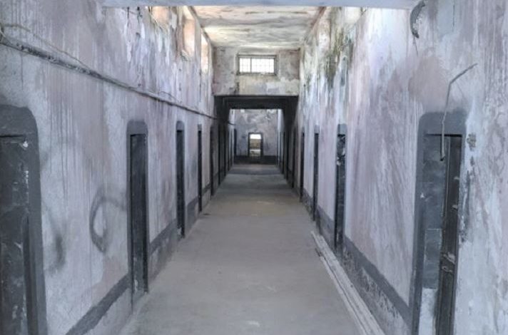 DOSSIER/ “Ishte i çalë”, kujtimet e ish-të burgosurit politik: Përfaqësuesi më i njohur i vllehëve sarakaçanë të Korçës, i dënuar me burgim të përjetshëm