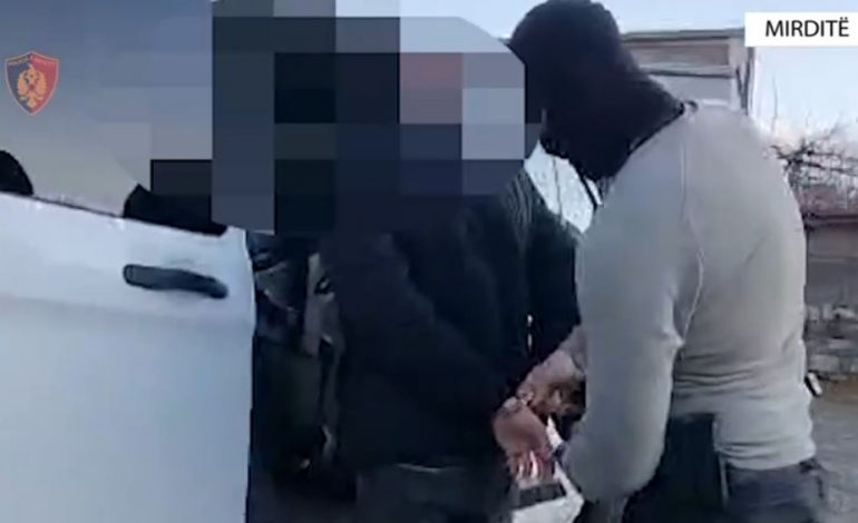 NË KËRKIM NGA DREJTËSIA ITALIANE SI PJESË E NJË GRUPI KRIMINAL/ Arrestohet i riu në Mirditë