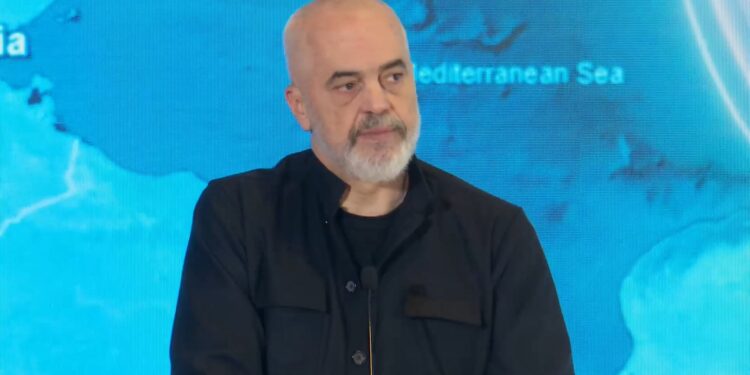 LINJË NËN UJORE DERI NË EGJIPT/ Rama: Gur kilometrik në rrugën tonë drejt ‘Shqipërisë 2030’