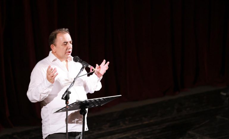 ARTI NË ZI/ Ndahet nga jeta në moshën 50-vjeçare dramaturgu shkodran, Albri Brahusha