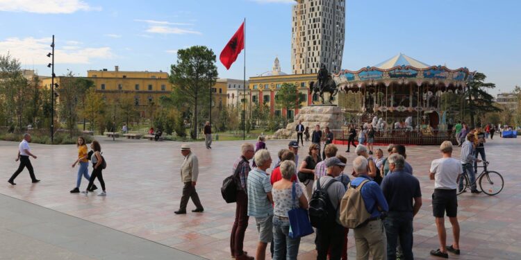 JANARI SJELL 30% MË SHUMË TURISTË/ Kumbaro: Në rritje vizitorët nga Italia, Polonia e Spanja