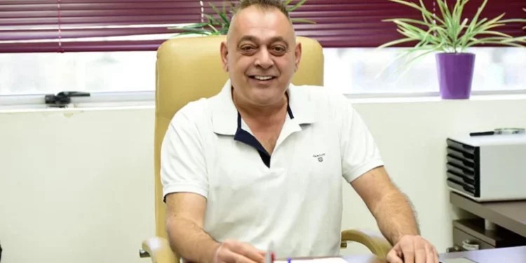 U EKZEKUTUA ME BRESHËRI PLUMBASH/ Biznesmeni grek bashkëpunëtor i 56-vjeçarit nga Berati i vrarë në Athinë. Çfarë qëndron pas larjes së hesapeve