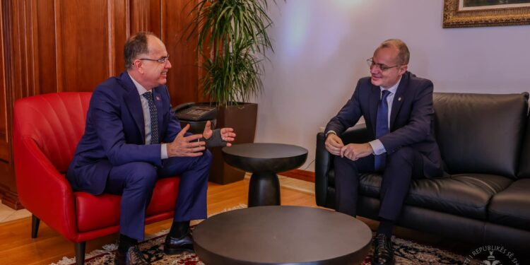 BEGAJ TAKOHET ME IGLI HASANIN/ Zbardhet se çfarë diskutuan