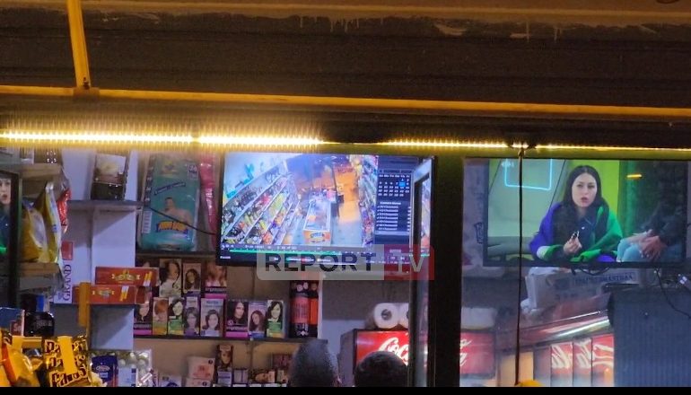 VIDEOLAJM/ Të shtënat drejt makinës në Shkodër, njerëzit futen me vrap në dyqan të tmerruar, çfarë filmuan kamerat