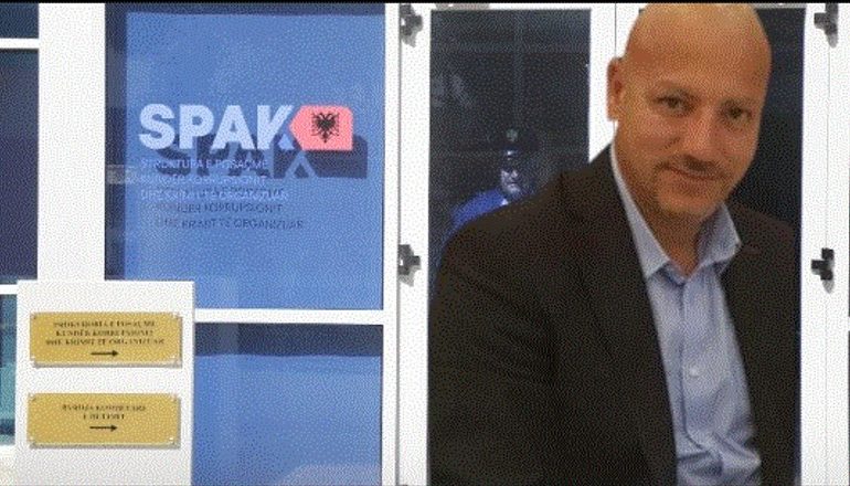 I MORËN PARA KLINIKËS PRIVATE/ Nis gjykimi për 3 ish-zyrtarët, mes tyre edhe vëllai i ish-presidentit Nishani