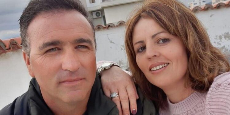 FATBARDHA PALI I LA AMANETET PËR TË ATIN/ Djali i del kundër: Mami e tradhtoi me dikë që kishte lidhje pune