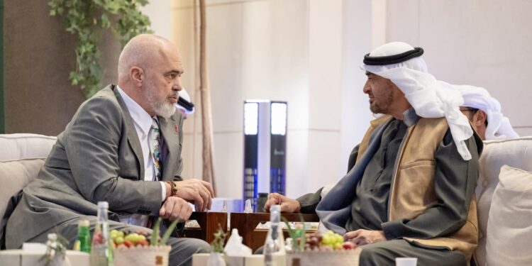RAMA NË ABU DHABI/ Pritet nga Presidenti i Emirateve: Biseduam për projekte të mëdha strategjike