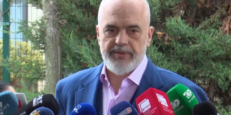 RAMA VIZITË NË BRUKSEL/ Takohet me Ursula von der Leyen dhe Charles Michel