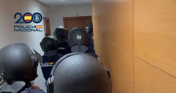 E PËSON KEQ/ Arrestohet “bossi” shqiptar i drogës në Spanjë, sekuestrohen 820 kg kokainë
