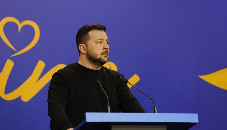 LUFTA/ Zelensky zotohet se do t’i kundërpërgjigjet Rusisë për vrasjen e 20 njerëzve në Odesa