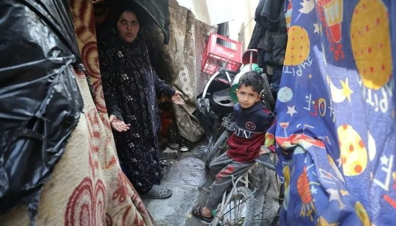 LUFTA NË GAZA/ OBSH: Në Gaza po afrohet uria, duhet armëpushim! SHBA shkatërron 4 dronë…