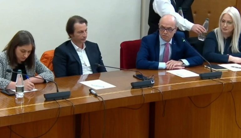 KOMISIONI HETIMOR PËR SHËNDETËSINË/ Deputeti i PS: Janë thirrur skifterët e palëve, s’duhet të ketë kacafytje
