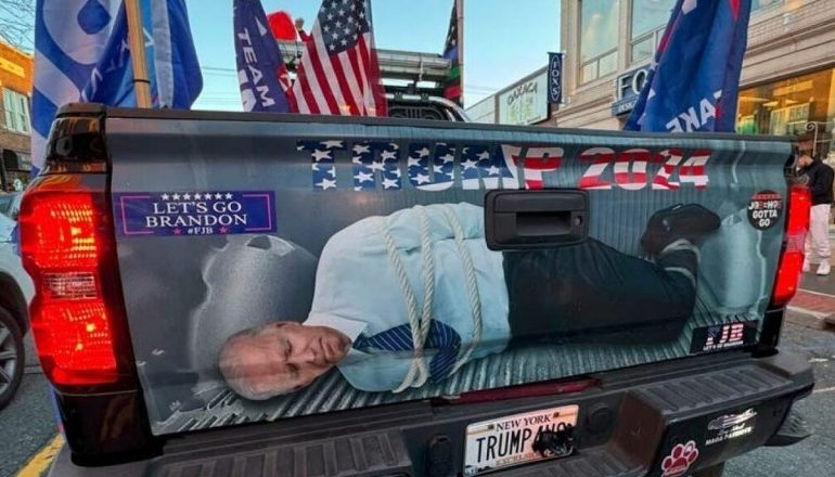 ZGJEDHJET PRESIDENCIALE NË SHBA/ Trump publikon videon: Biden i lidhur në pjesën e pasme të një kamionçine