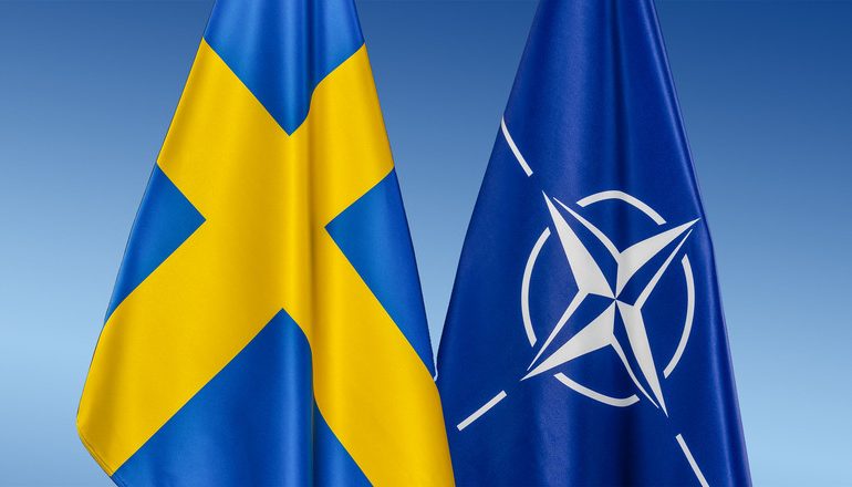 SUEDIA HYN ZYRTARISHT NË NATO/ Bëhet vendi i 32-të anëtar i aleancës