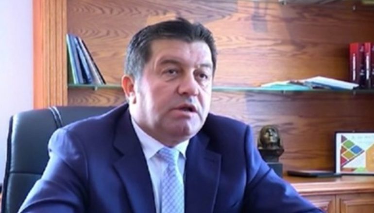 AKUZOHET PËR TJETËRSIM PRONASH/ Dënohet me 1 vit e 4 muaj burg ish-kryebashkiaku i Lezhës Fran Frrokaj