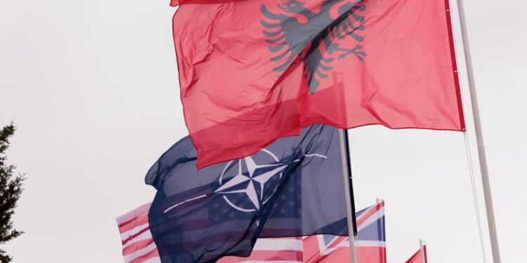 SHQIPËRIA 15-VJET NË NATO/ Ministri Peleshi: Fatlumë që jemi pjesë e kësaj hapësire