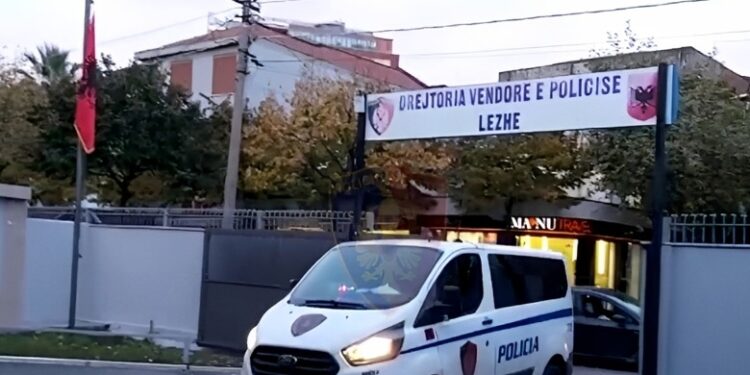 TRAGJIKE/ Mbytet 2-vjeçari afgan në Lezhë, po luante në ujin e shatërvanit të kompleksit ku ishte akomoduar