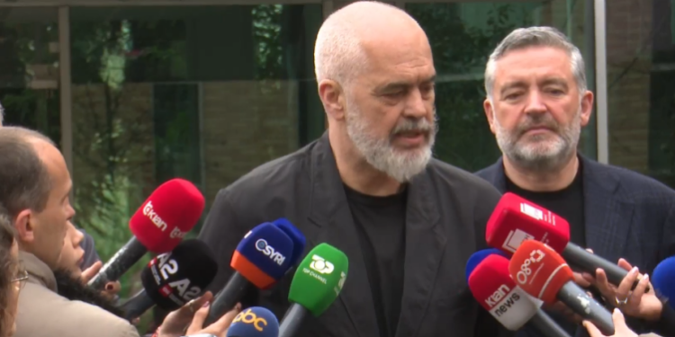 INCIDENTI ME GAZETAREN/ Reagon Rama: Gënjeshtër e neveritshme, ka një dyzinë me dëshmitarë