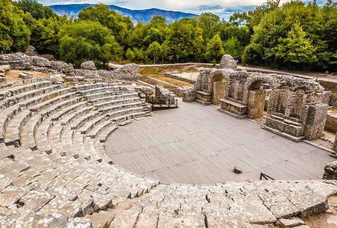 “OFRON PAMJE PIKTORESKE…”/ “The Coolist”: Shqipëria rënditet mes 10 vendeve më të mira për të udhëtuar në 2024