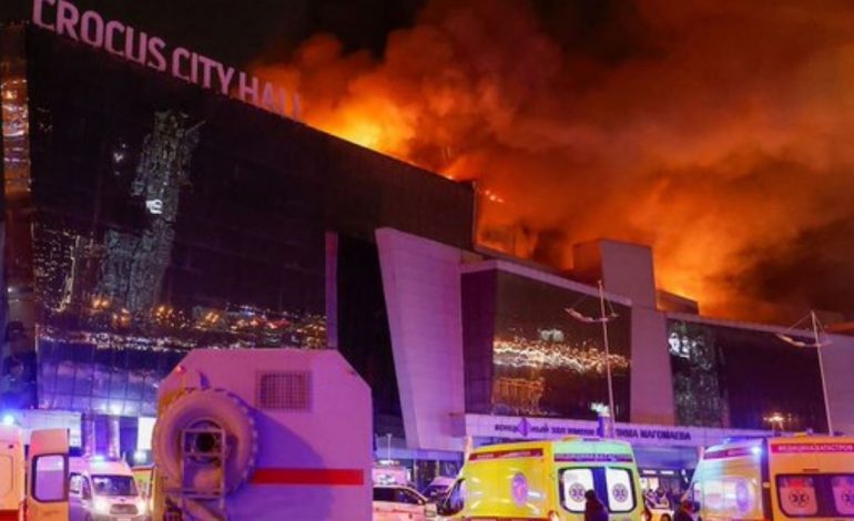 SULMI ME 133 VIKTIMA NË MOSKË/ Putin shpall 24 marsin ditë zie kombëtare