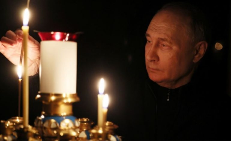 MASAKRA NË MOSKË/ Putin dhe grupi Piknik homazhe në nder të 137 viktimave
