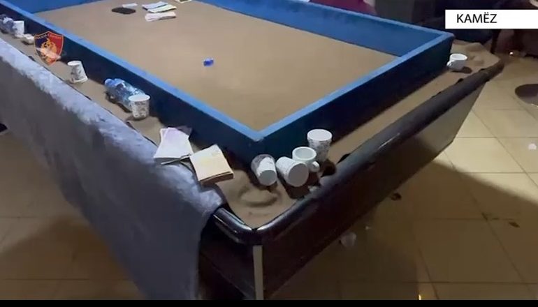 ORGANIZONIN LOJËRA FATI/ 3 në pranga në Kamëz, sekuestrohen 9 mijë e 550 € dhe 142 mijë e 500 lekë