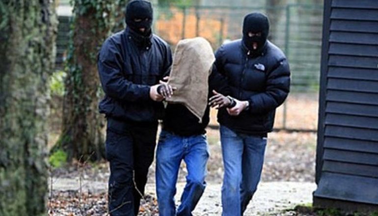 NDODH NË ELBASAN/ 68-vjeçari merret peng, një burrë e një grua e mbyllin në makinë dhe e kanosin për t’i marrë para