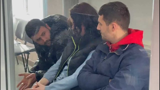 FËMIJËT VRANË BABAIN DHE ZHDUKËN TRUPIN/ Djemtë e Pëllumb Metës janë takuar me njëri-tjetrin, detaje: Nëna është…