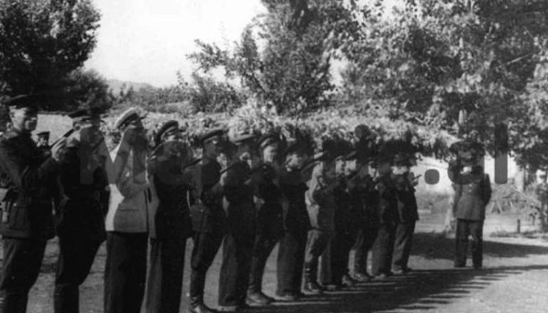 DOSSIER/ Zbardhen dokumentet e deklasifikuara të CIA-s të vitit 1951: Roli i Mehmet shehut në vdekjen e ministrit të Transporteve!