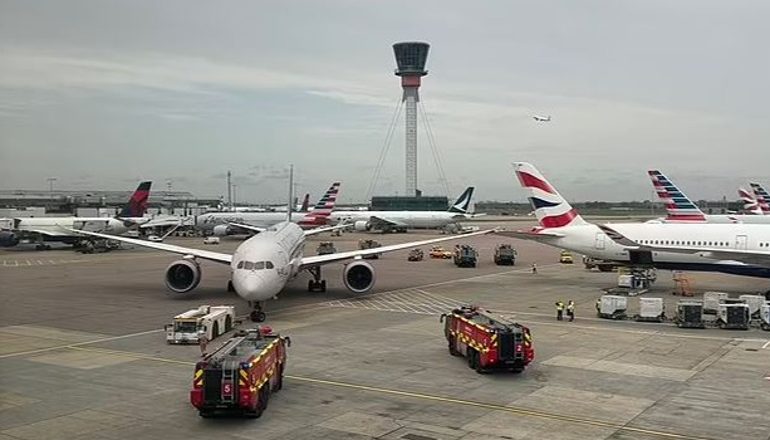 PAMJET/ Përplasen dy avionë në Londër, 5 zjarrfikëse në vendngjarje
