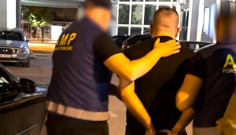 HIQEJ SI EFEKTIV DHE U MERRTE PARA ESKORTAVE/ 27-vjeçari pjesë e një rrjeti prostitucioni! 10 llogari me emra vajzash në Instagram