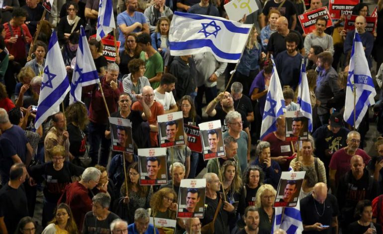 IZRAEL/ Protestë për lirimin e pengjeve dhe zgjedhje të rej