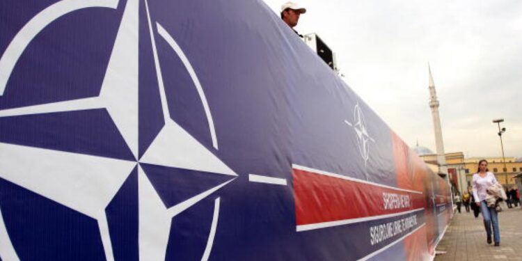 15 VJET NË NATO/ Kujtimet e njerëzve që kontribuuan në anëtarësimin e Shqipërisë