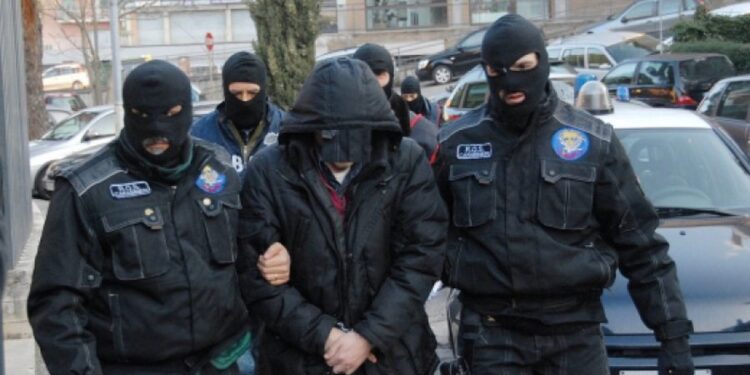 “TRAFIK DROGE NGA SHQIPËRIA”/ 13 të arrestuar në Itali, hetimi nisi nga një ngjarje e vitit 2020