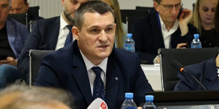 RAPORTON NË KLP/ Kreu i SPAK: 18 zyrtarë të lartë nën hetim. 41 mln euro pasuri e sekuestruar