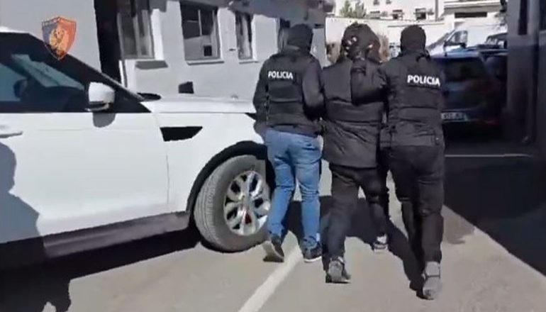 OPERACION NDËRKOMBËTAR/ Shkatërrohet klani shqiptar që trafikonte drogë nga Gjermania në Itali, 13 të arrestuar, 3 prej tyre kapen në Vlorë