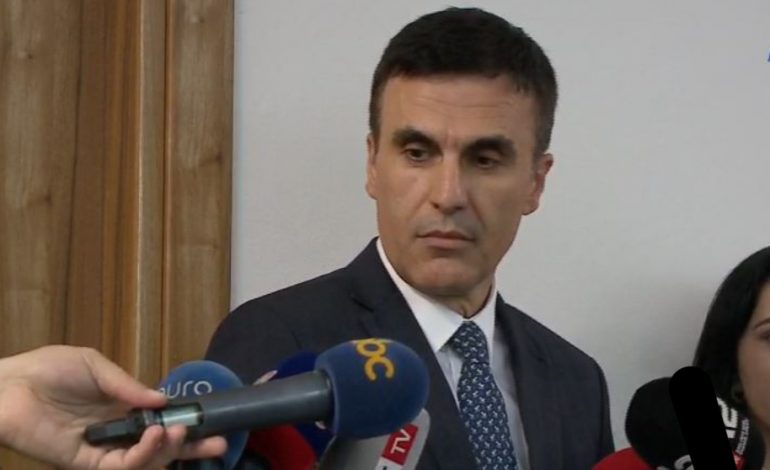 AKUZAT E METËS NDAJ SPAK/ Kryeprokurori Çela: Përgjigjen e dha KLP